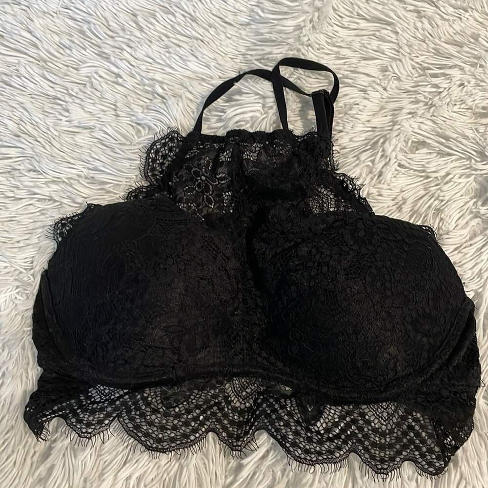 Victoria's Secret super sexy pullover lace racer back push up pigeonant bra blck